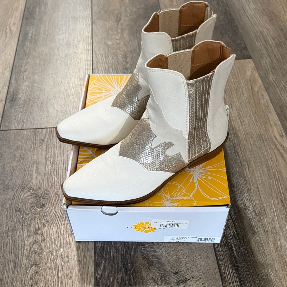 Yellowbox Ivory and Silver Women's Boots